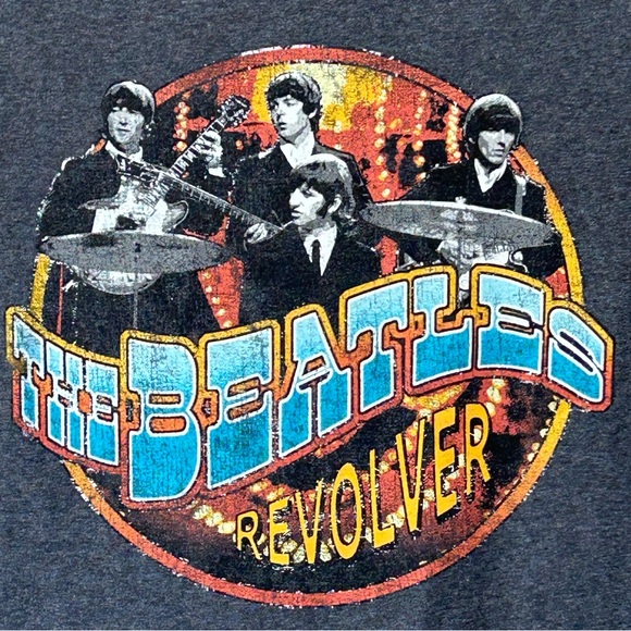 The Beatles Revolver Heather Gray Unisex Distressed Graphic Tee Retro Y2K Size S - Picture 2 of 6